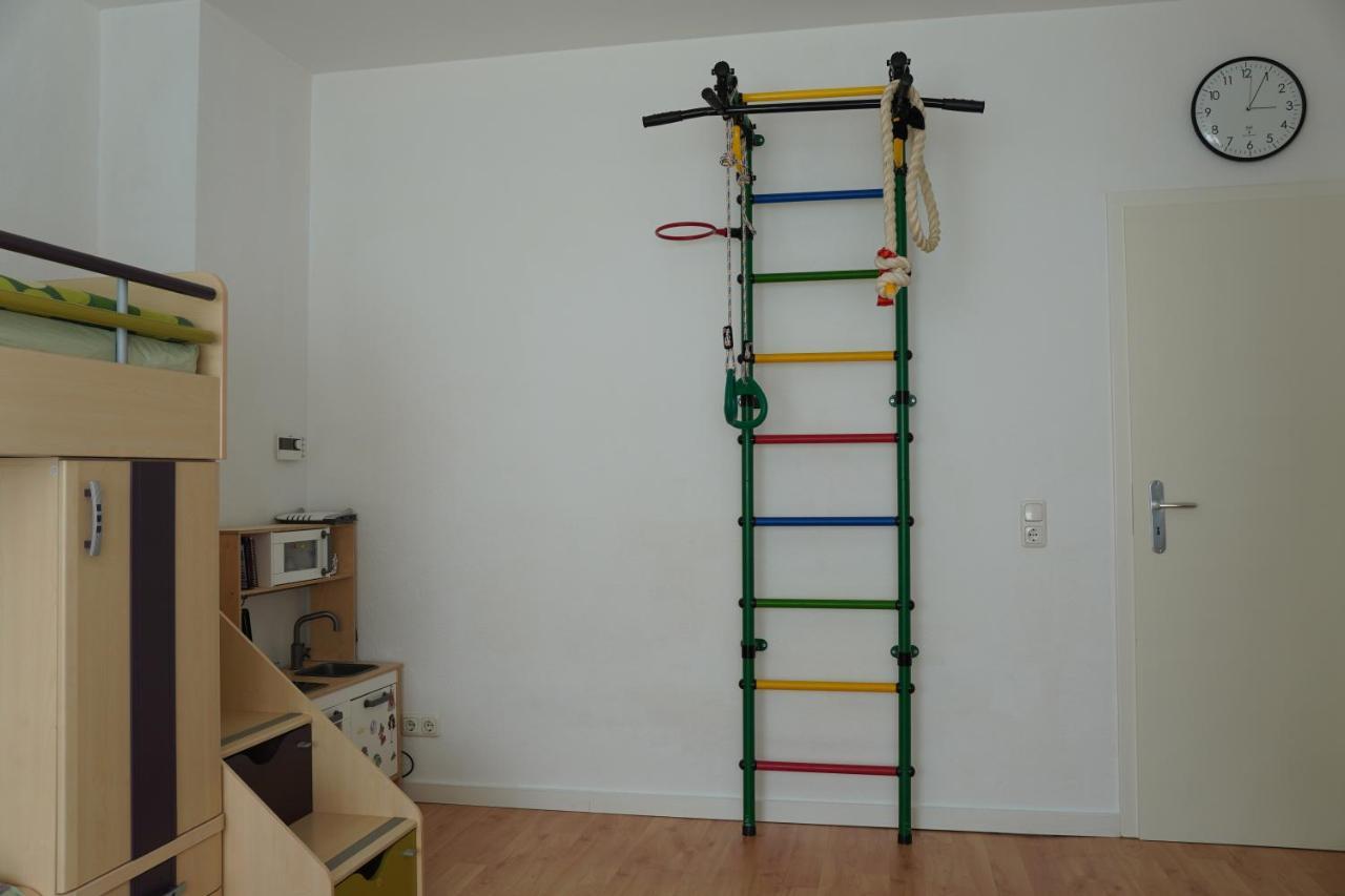 Bright, Spacious Apartment With A Lovely Terrace In The Heart Of Aachen Eksteriør billede